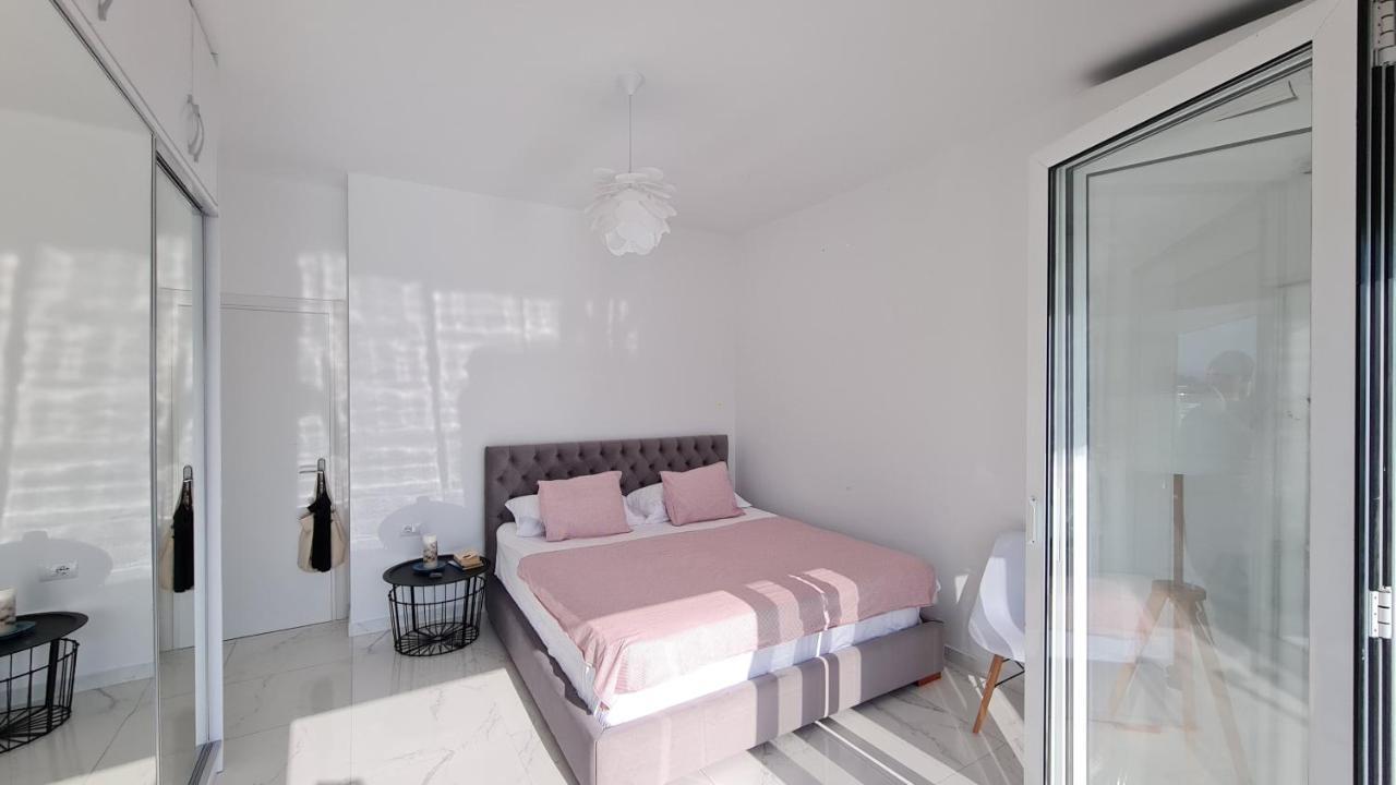 Rocknest Sea View Penthouse Leilighet Sarandë Eksteriør bilde