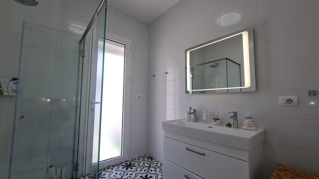 Rocknest Sea View Penthouse Leilighet Sarandë Eksteriør bilde