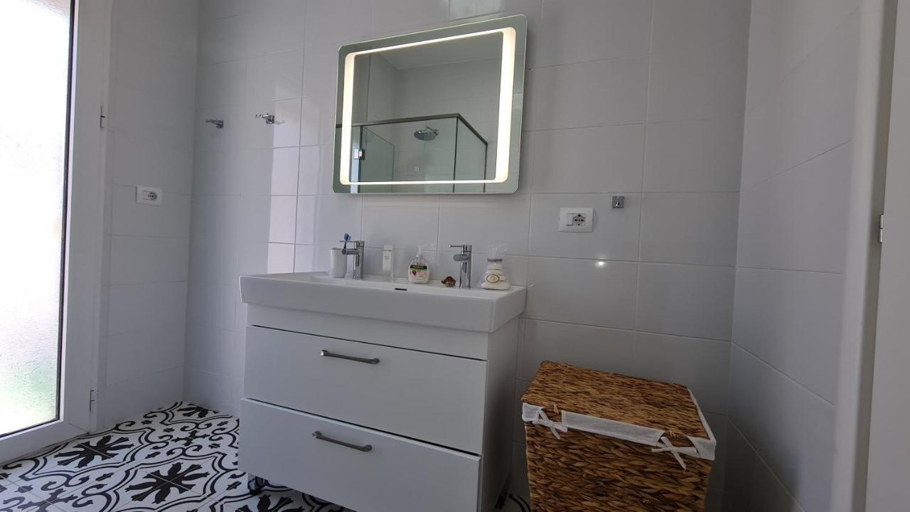 Rocknest Sea View Penthouse Leilighet Sarandë Eksteriør bilde