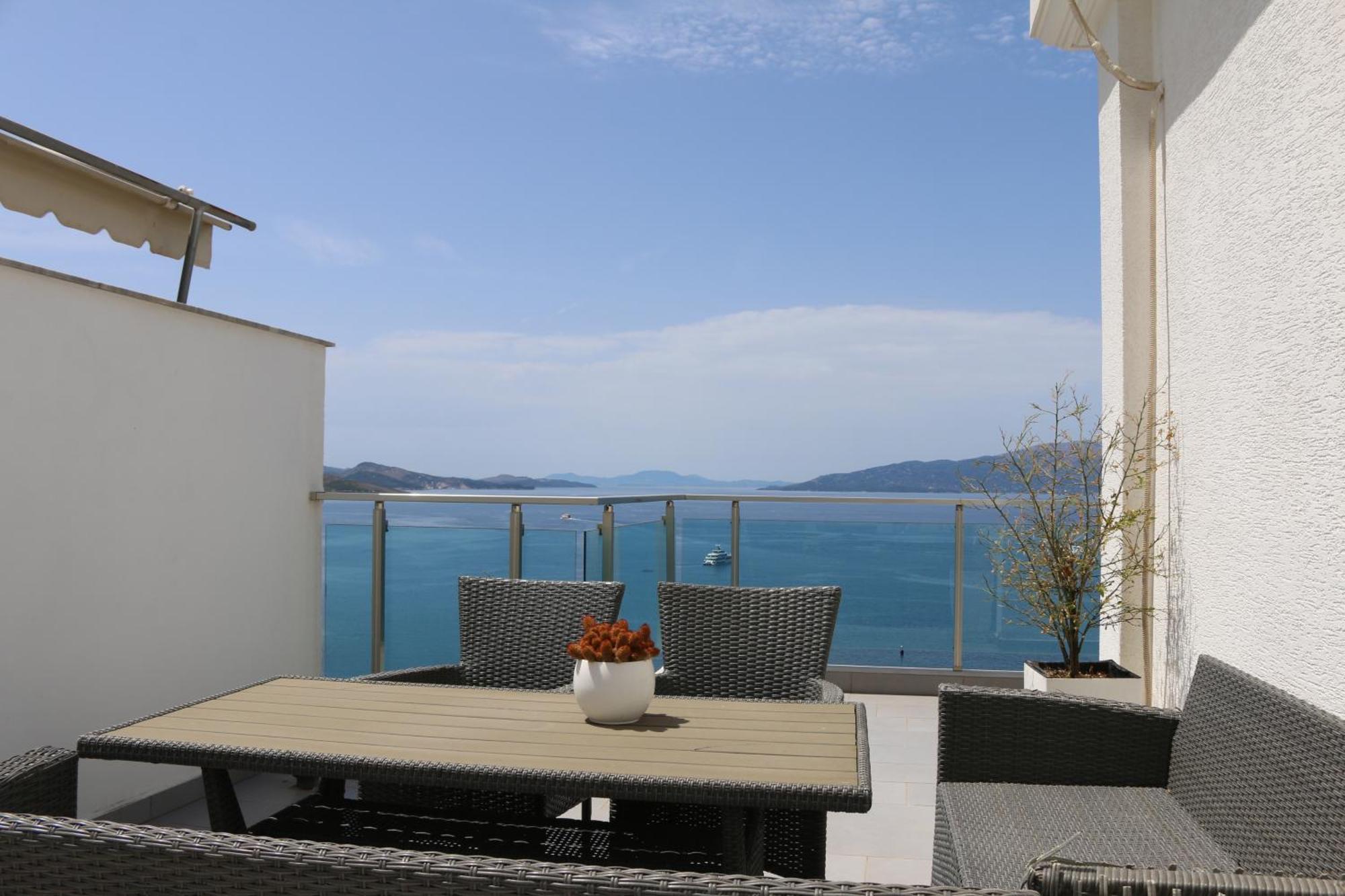 Rocknest Sea View Penthouse Leilighet Sarandë Eksteriør bilde